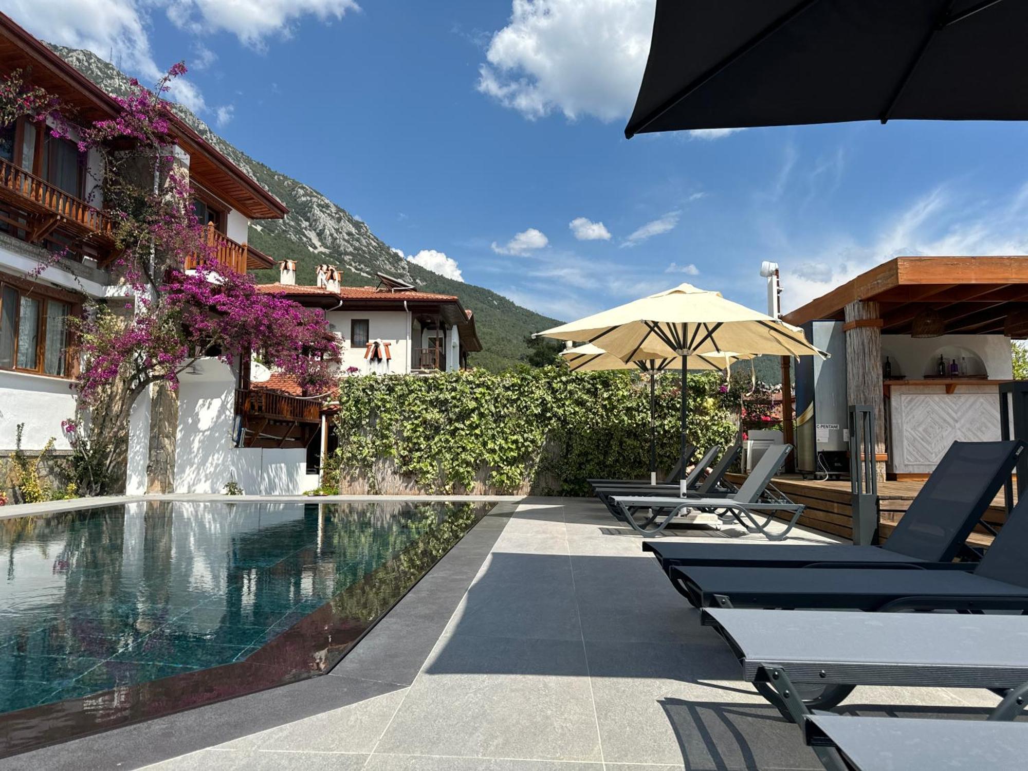 Tomsan Suites & Villas Akyaka アクヤカ エクステリア 写真